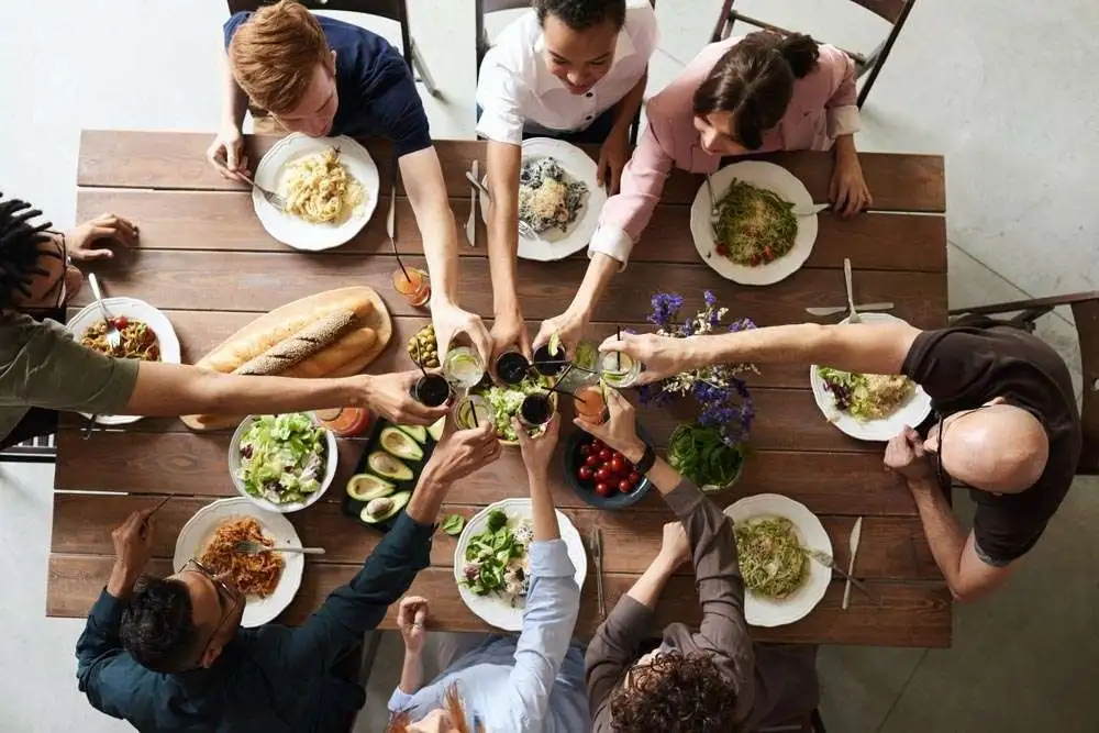 The Ultimate Seasonal Dinner Party Menu (Summer)